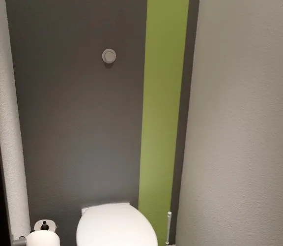 Ibis Budget Centre Hotel 2*