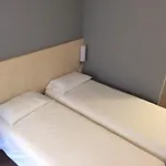 Ibis Budget Centre 2*
