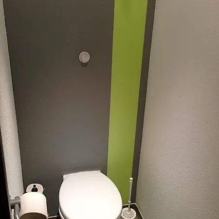 מלון Ibis Budget Centre 2*