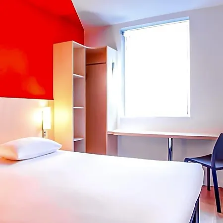 Ibis Budget Centre