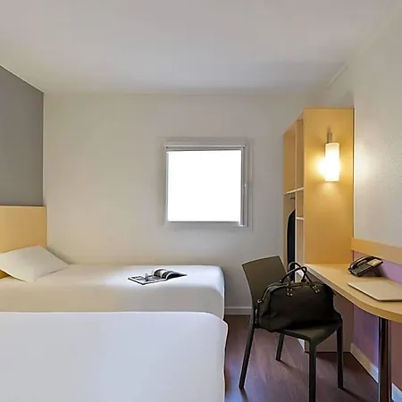 Ibis Budget Centre