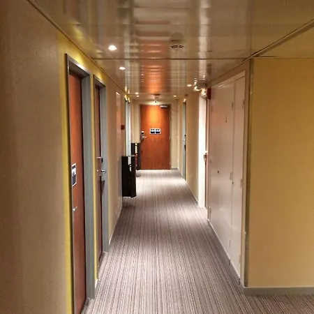 Hotel Ibis Budget Centre 2*