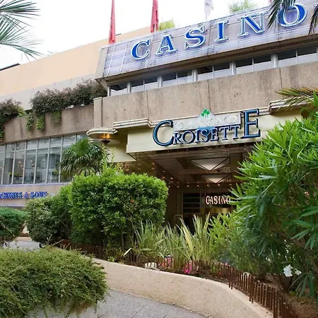 威乐戛纳中心宜必思快捷酒店 酒店 戛纳