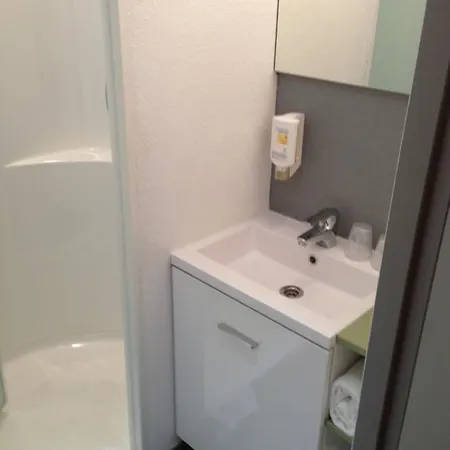 Ibis Budget Centre 2*